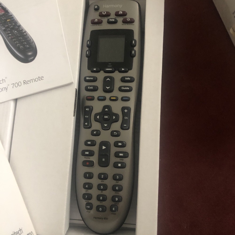 Logitech Harmony 700 Universal Remote , Never Used, In Box G2U