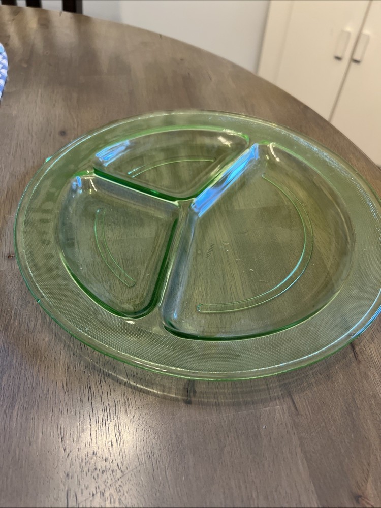 Green Uranium 3 Section Dish 11” Round
