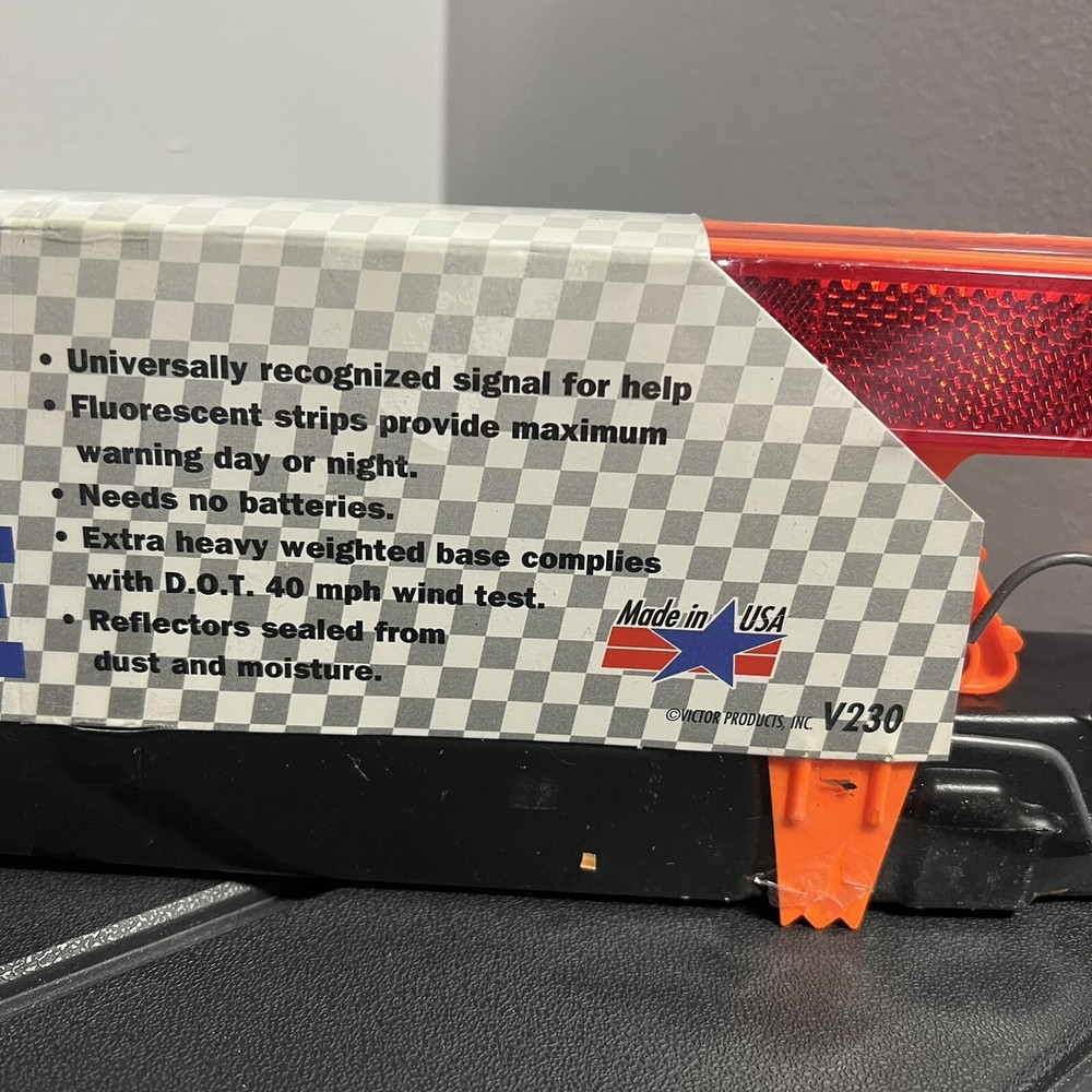 Victor Folding Auto Emergency Warning Triangle - V230 - New