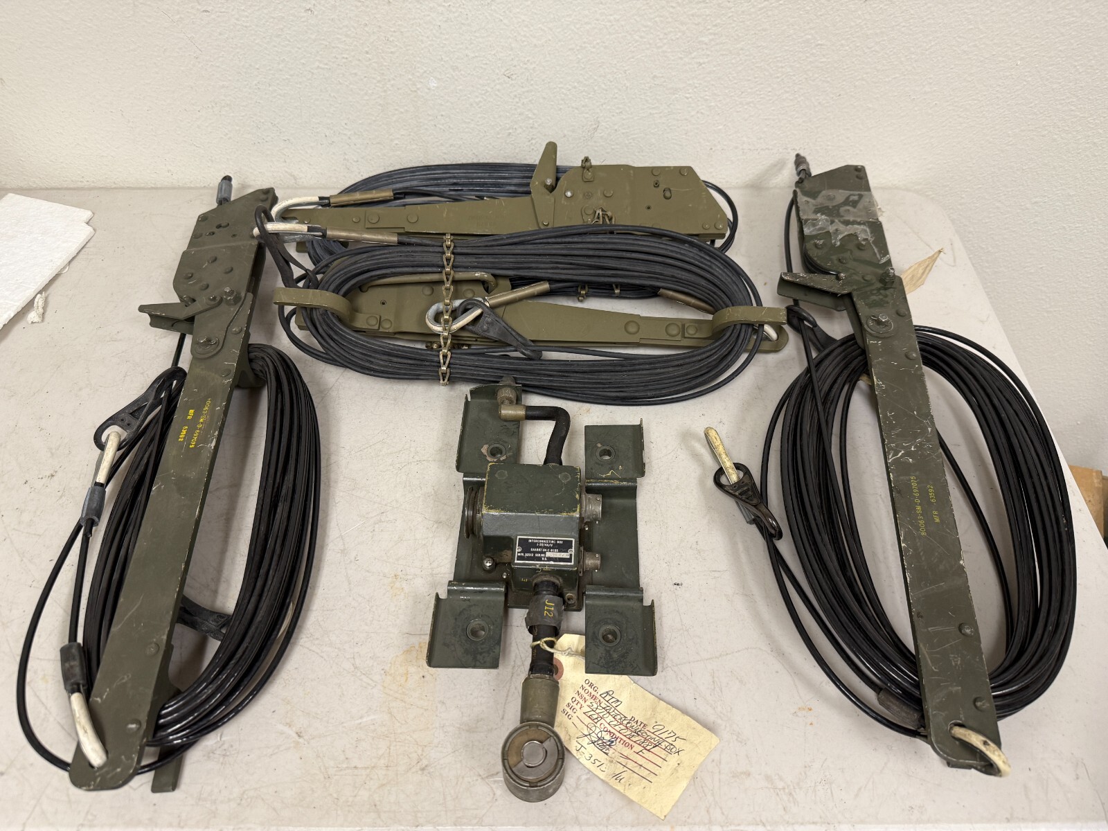 J-3513A/U Military Radio Interconnecting Box RT-524, RT-246 SC-D-930691A