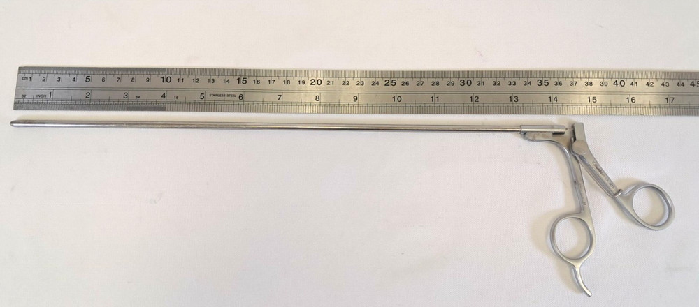 V. Mueller LA 1375 Laparoscopic Spring Handle Grasping Forceps