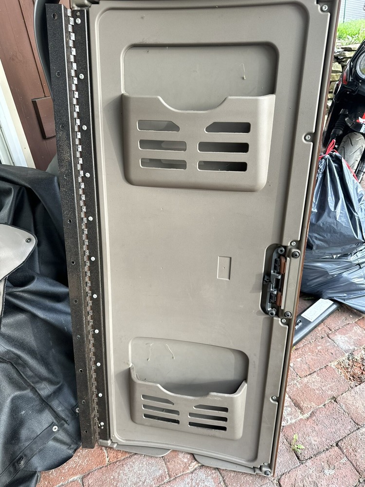 Freightliner CASCADIA Left/Driver Sleeper Cabinet - Used