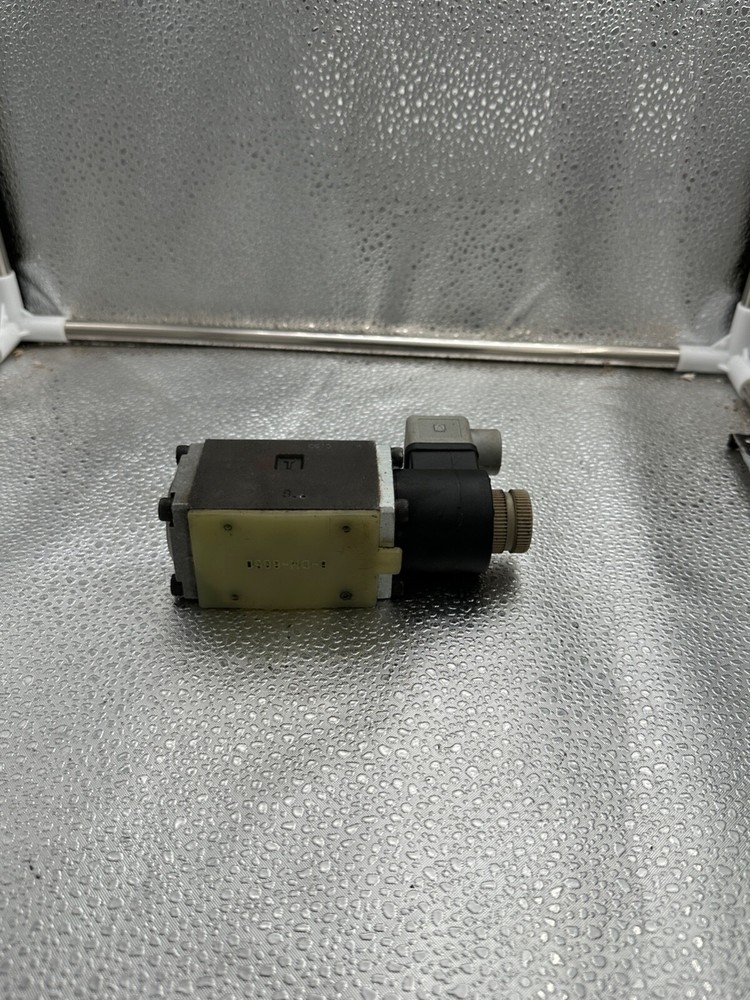 Atos / Type: DHU-0613 / 18 / As new!