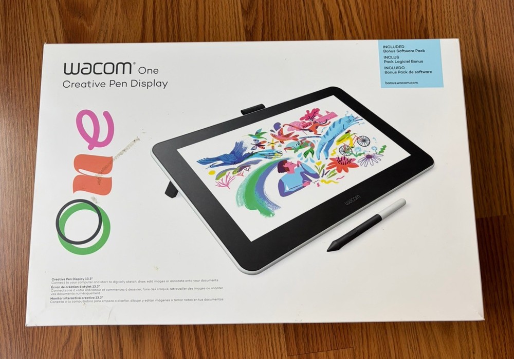 Wacom One Creative Pen Display Graphics Tablet USB Connectivity