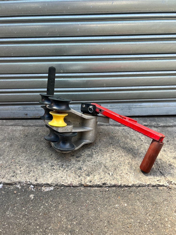GB Cyclone B-2000 Pipe Bender Replacement Roller Carriage W/ Rollers And Handle