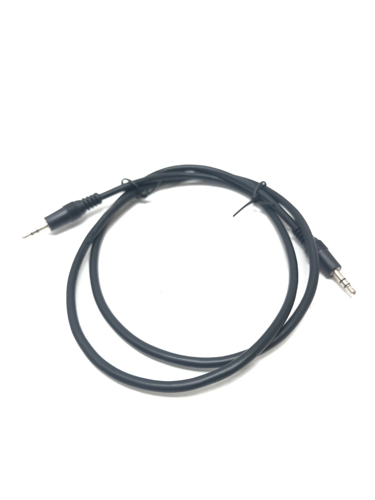GM 17800596 Audio Interface AUX 3.5mm Cable For Car Cellphone, MP3, or PC