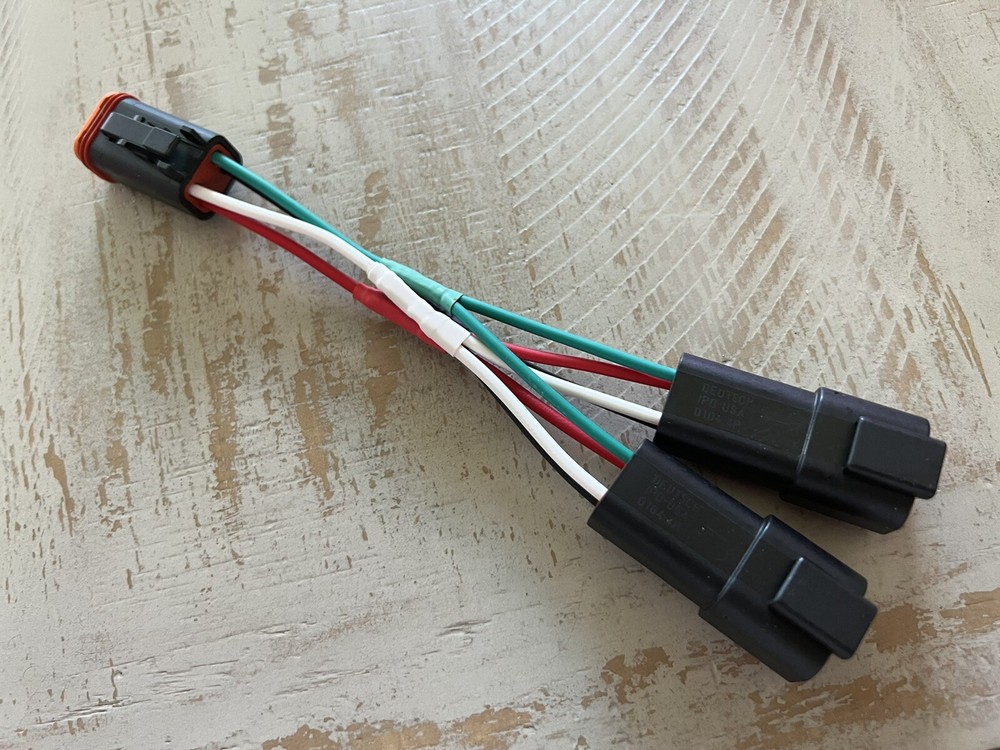 DT Deutsch Y-split 4 Port Cable 4 Pin Double Output