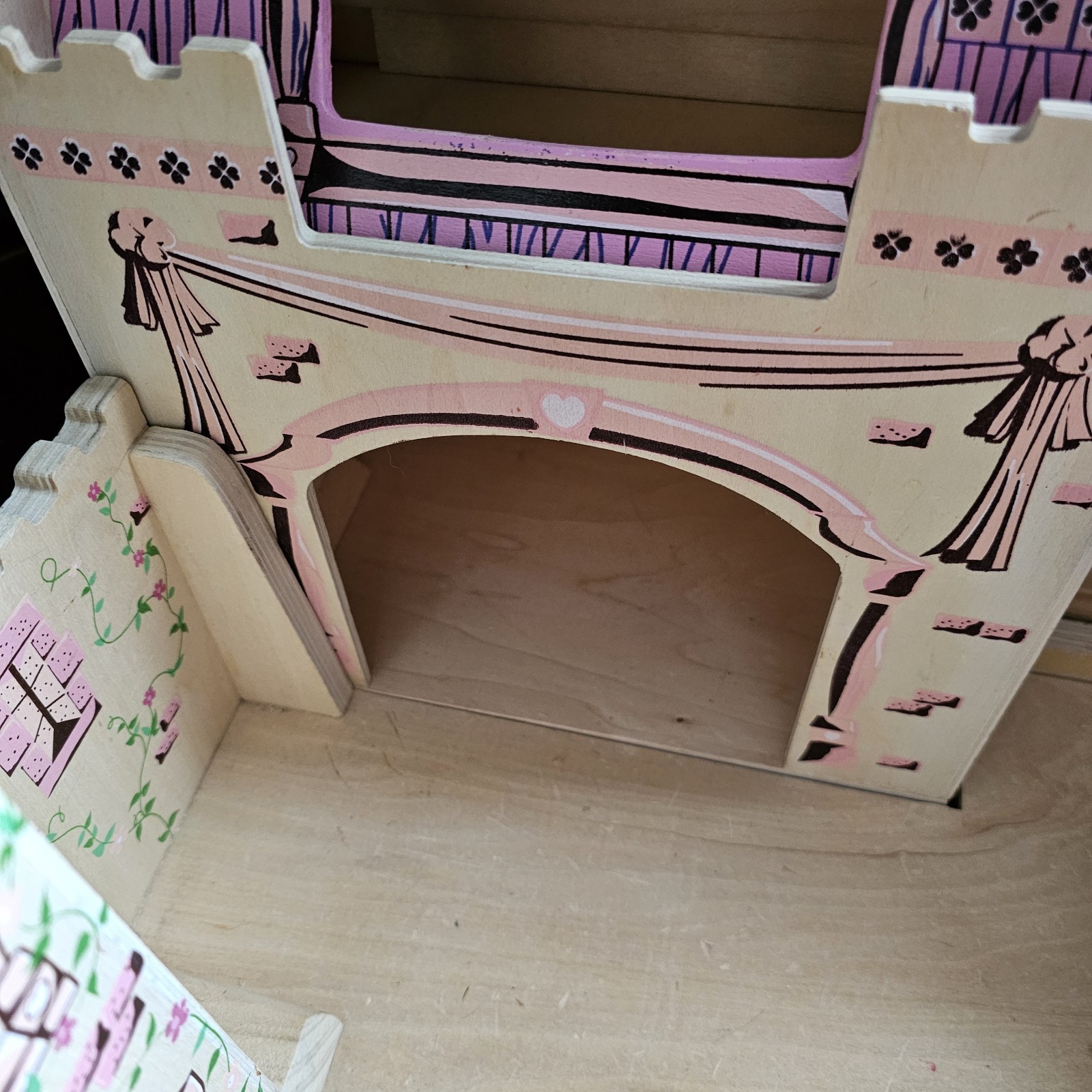 Melissa and Doug Wooden Folding Princess Castle and UNOPENED furniture and dolls