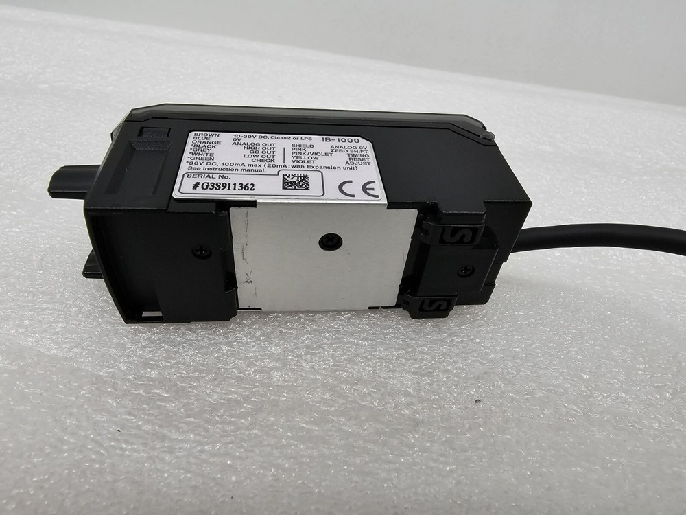 KEYENCE IB-1000 LASER AMPLIFIER UNIT