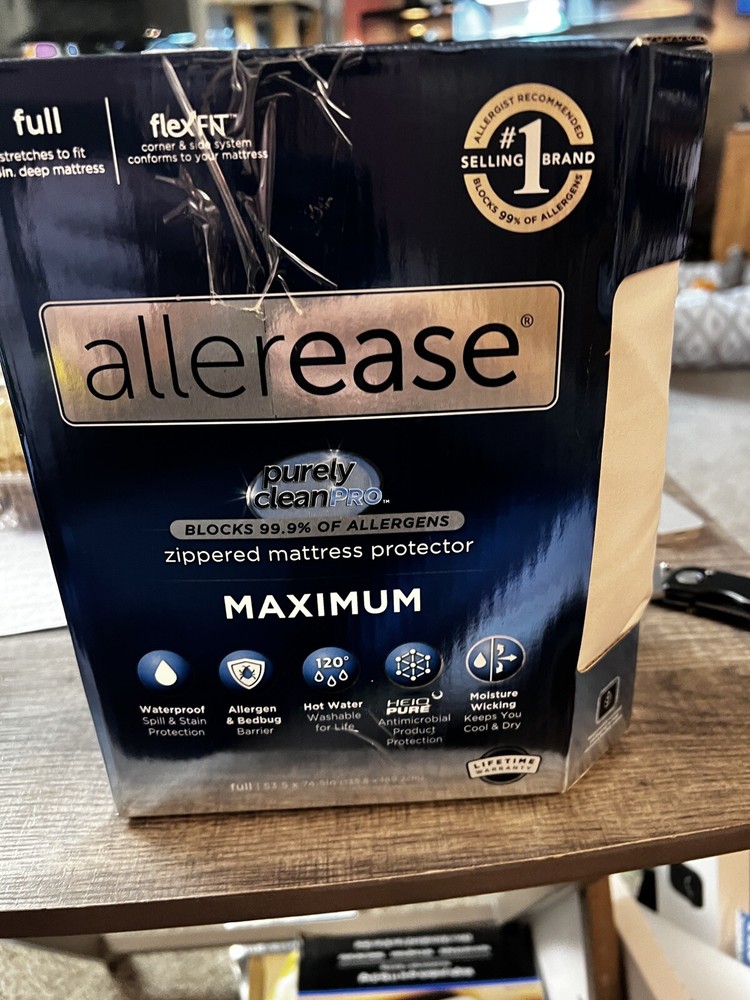 AllerEase Maximum Soft Waterproof White Mattress Protector Full Sized BR5