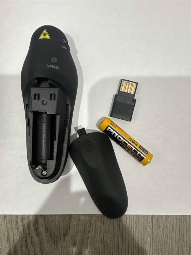 Beboncool Black Wireless Presenter 2.4GHz Ergonomic Button D100-US