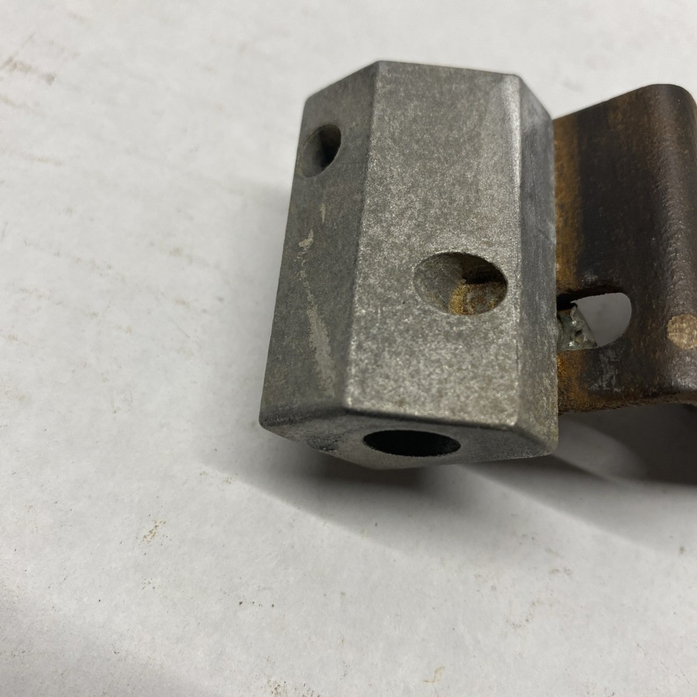 Delta Table Saw Md 36-540 Blade Guard Bracket DTS-106