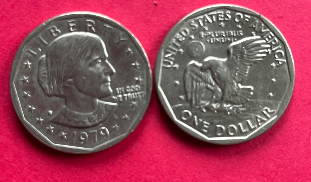 8 Susan B Anthony Dollars **1979 quantity 5** + ** 1999 quantity 3** Circulated