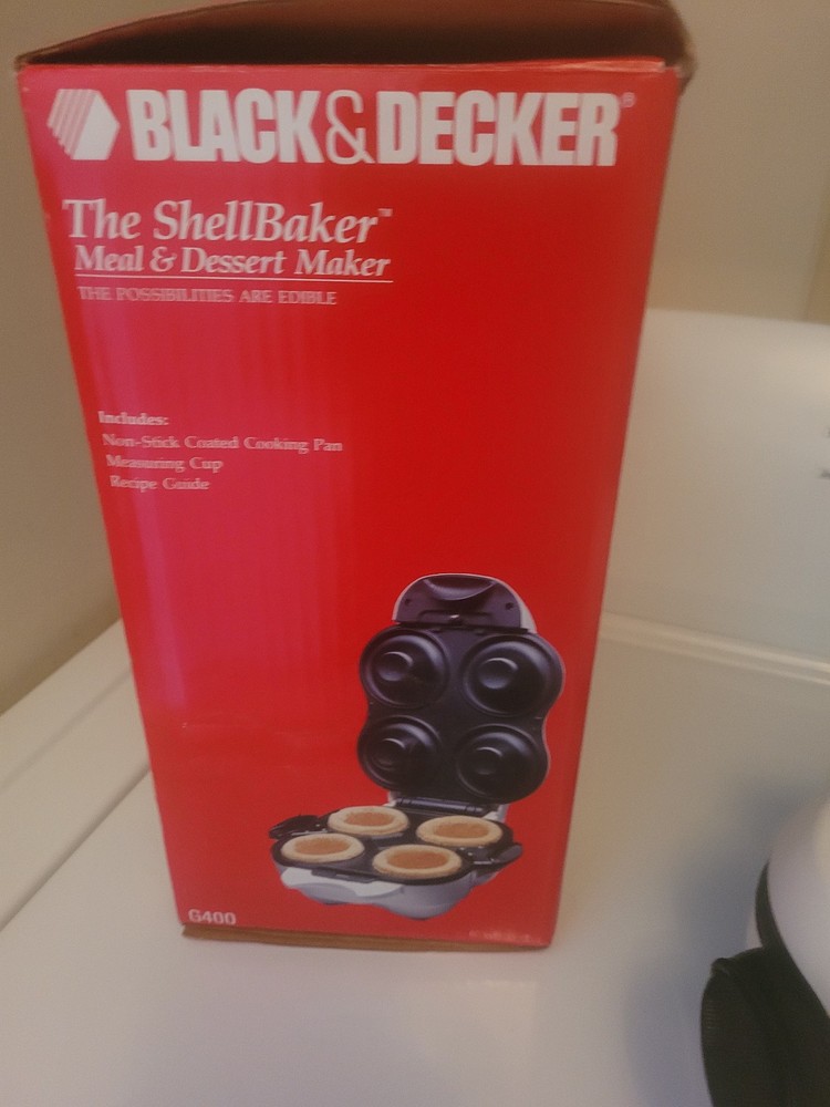 BLACK & DECKER The Shell Baker Meal and Dessert Maker