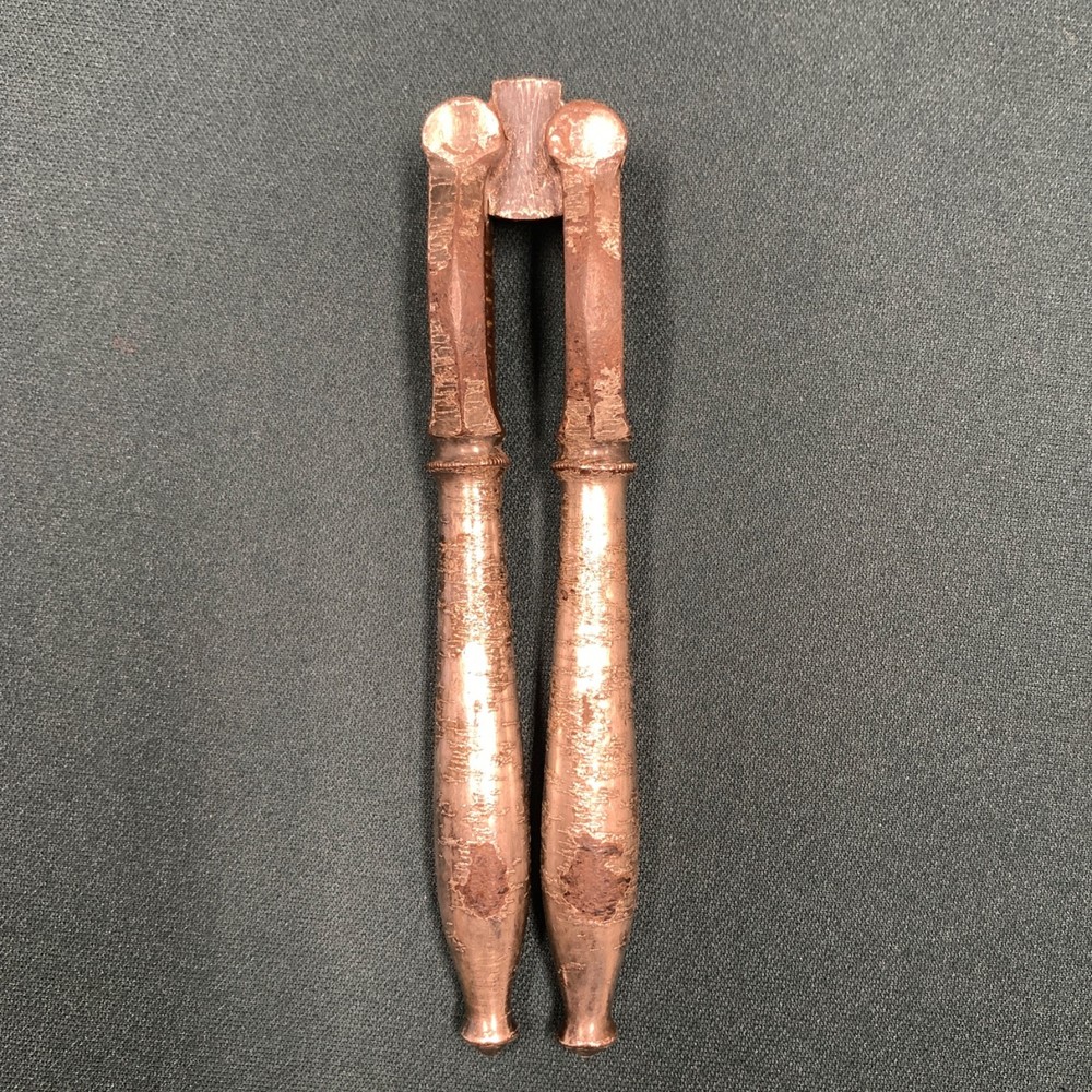 ANTIQUE REVERSiBLE PLATED STEEL NUTCRACKER NUT SHELL CRACKER