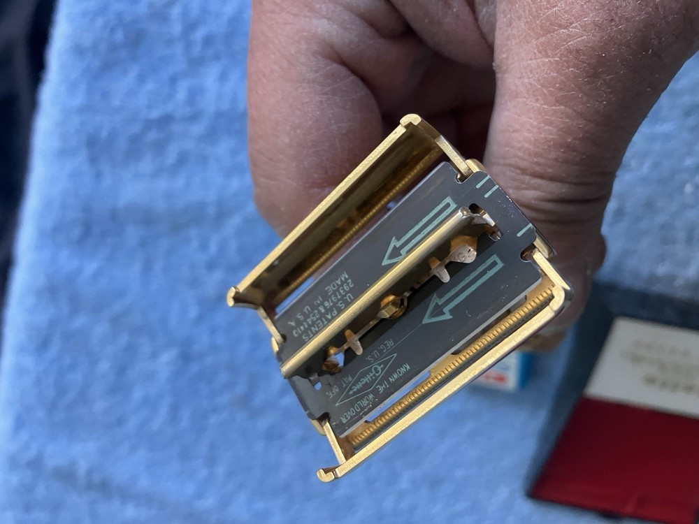 Vintage Gillette Executive Adjustable Razor D3