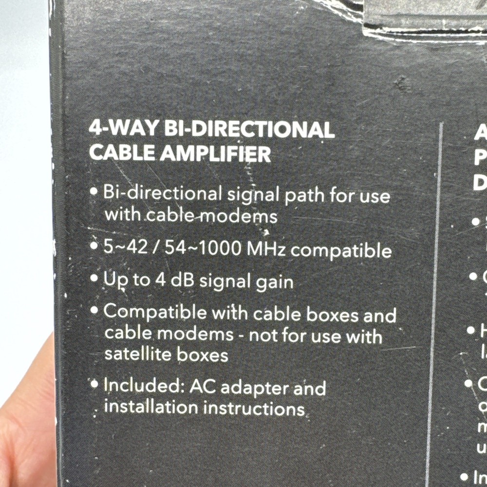 Rocketfish Coaxial Connection Cable Amplifier 1-Input / 4-Output RF-G1179