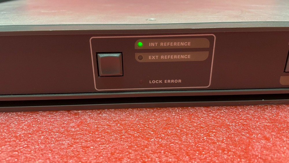 TEKTRONIX SPG-170A NTSC SYNC GENERATOR