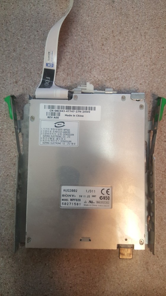 SONY 3.5” Floppy Disk Drive 1.44MB Model: MPF820 pullhed from Dell DHP Computer