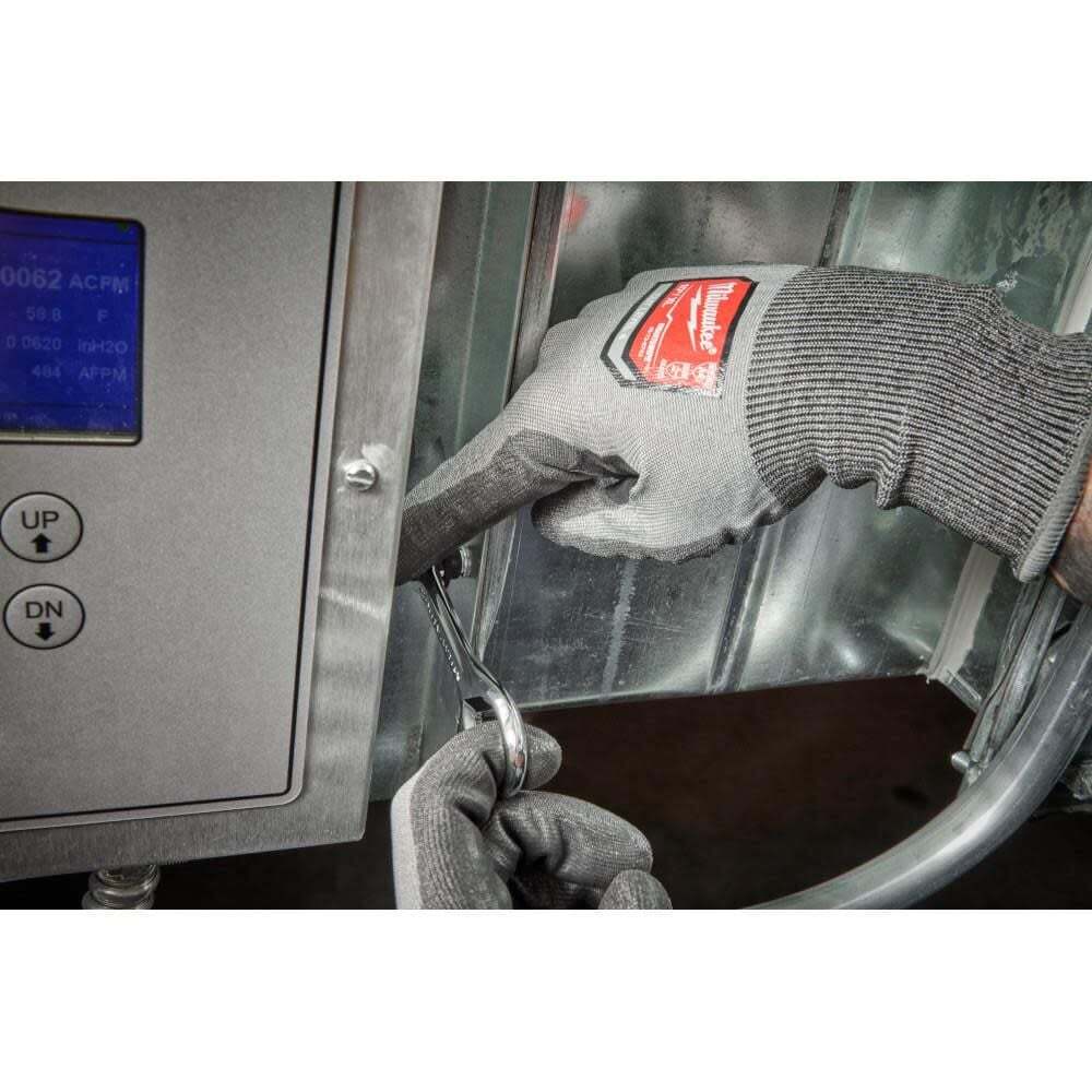 Milwaukee 7-In-1 Multi-Bit Mini Ratchet