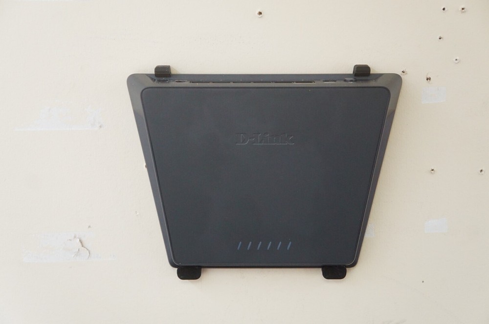 Wall Mount Ceiling Bracket for D-Link 6-Port Network Switch Fits Model DMS-106XT