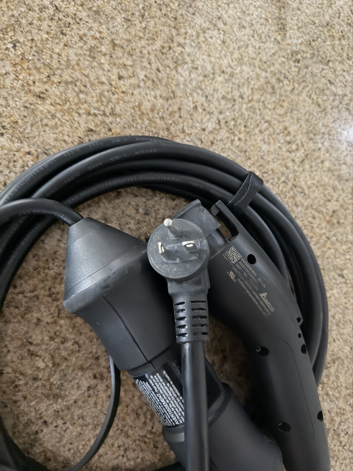 Volvo EV Charger S60 S90 XC60 XC90 XC40 Dual Voltage OEM Charging Cord 120-240V