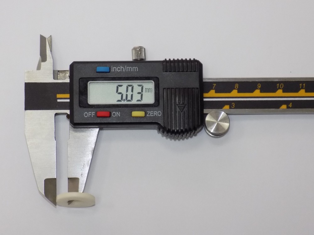 30x Ceramic DO-5 Insulator Rings ( Diode Thyristor Transistor Rectifier ) - DO5