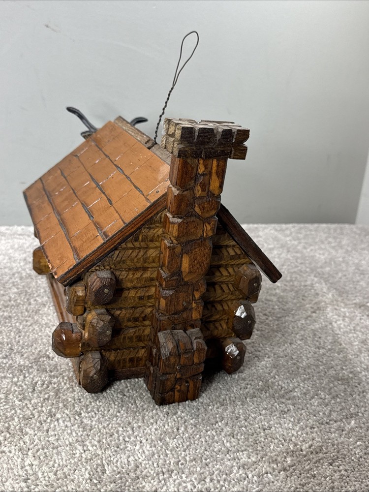 Rustic Log Cabin Bird House with Cattle Head