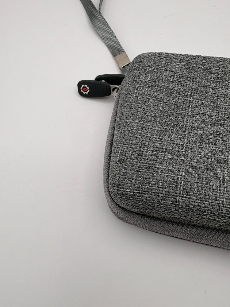 Protective Hard Shell Electronics Carrying Case with Accessory Pocket