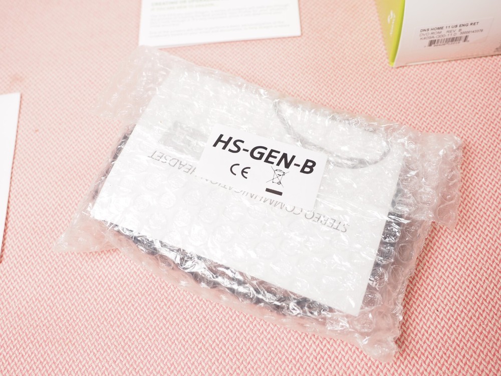 Dragon Naturally Speaking Home Version 11 Speech Recognition Software w/Head Set