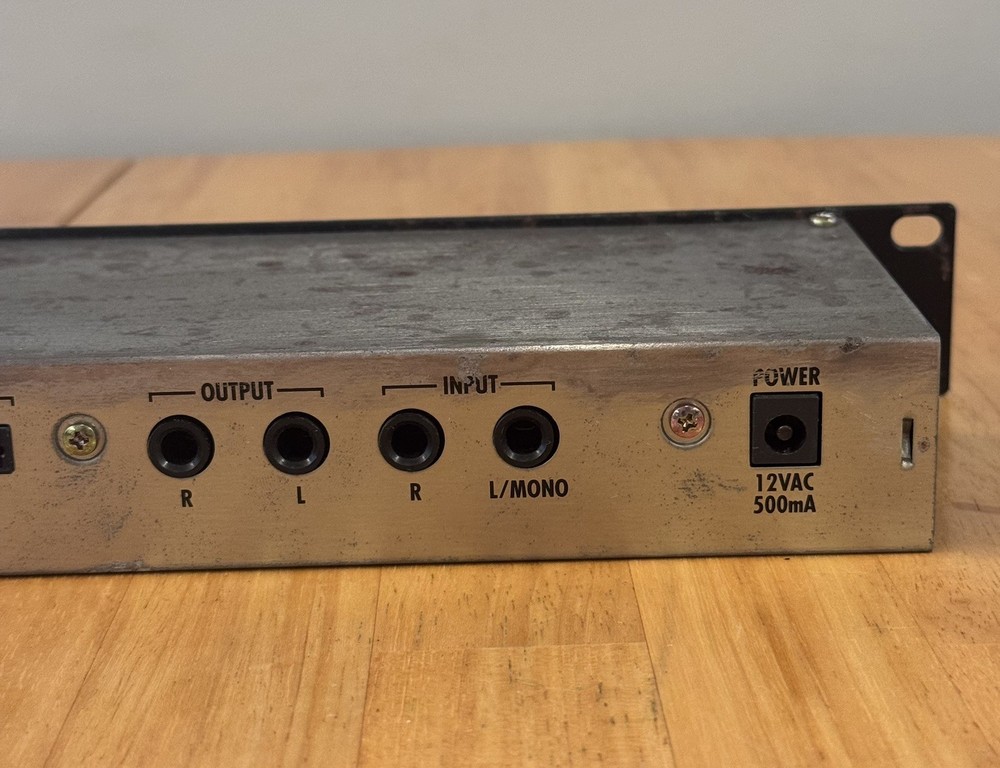 Zoom RFX-2000 Digital Reverb Multi-Effects Processor Rack Mounted Fully Working