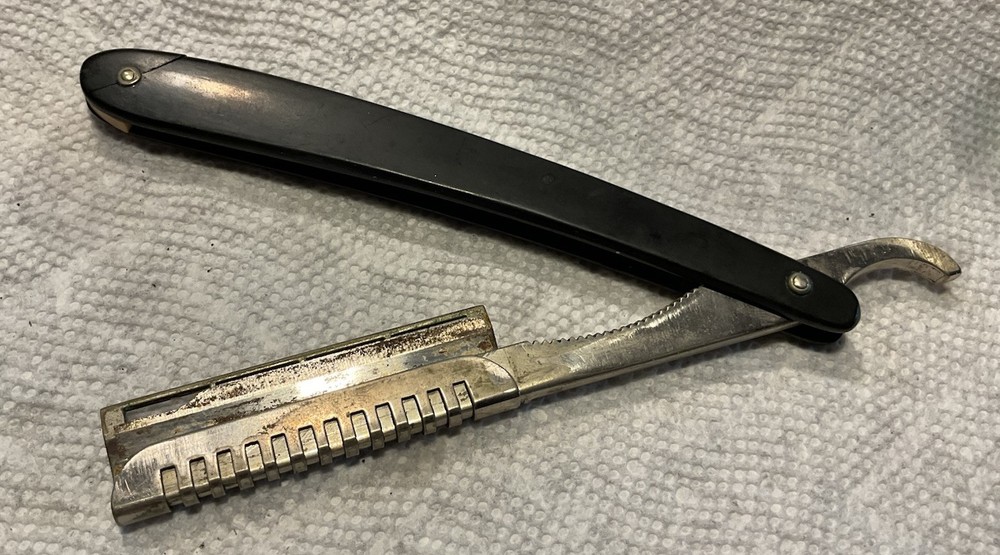 E Wreck & Son Razor Trade Sample