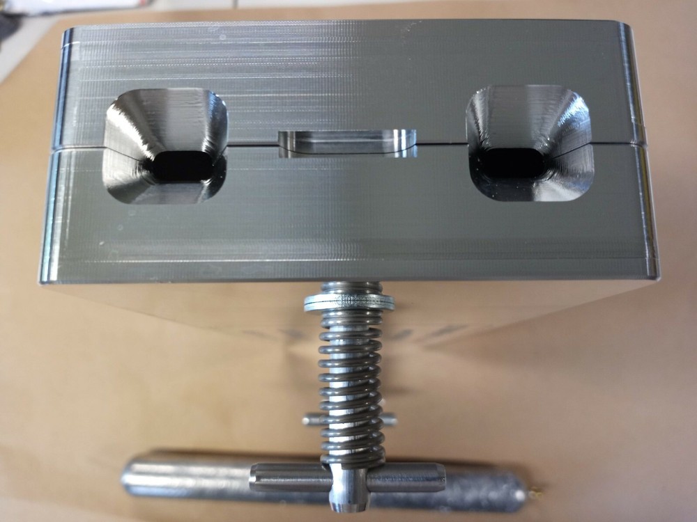 Cod Sinker / Deep Drop Weight Mold ( 2 Cavity ) 7# and 7# Aluminum CNC