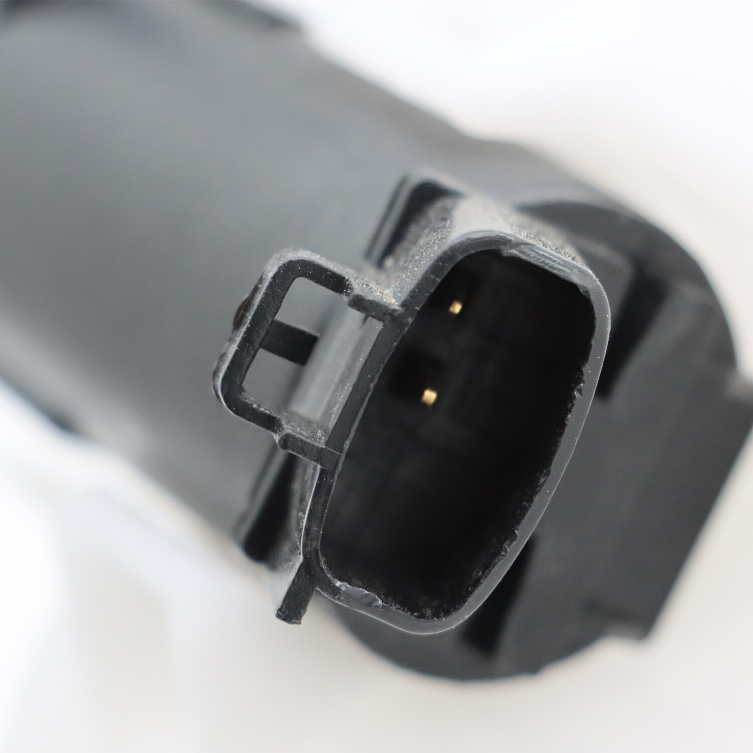 Plastic Windshield Washer Fluid Reservoir Tank For Toyota 2018-2022 Camry&Avalon