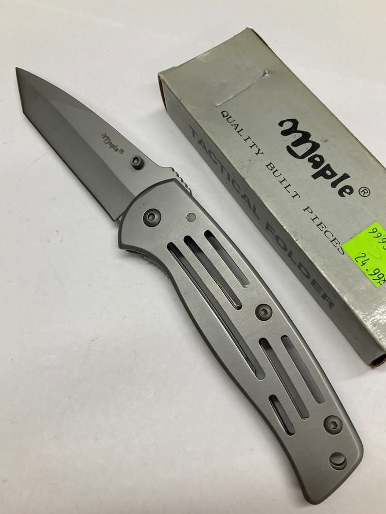 Maple Tactical Folder, Plain Tanto Point, Gray C-2013