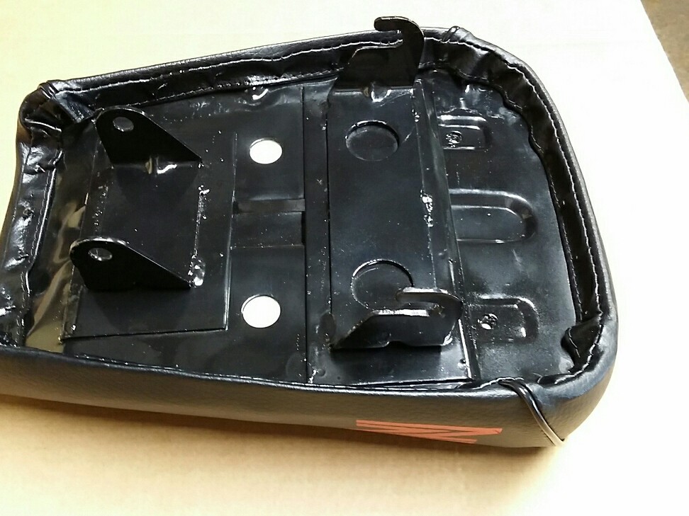 HONDA Z50R 1980 AND 1981 SEAT BLACK NEW REPRODUCTION (1980-1981) (254)