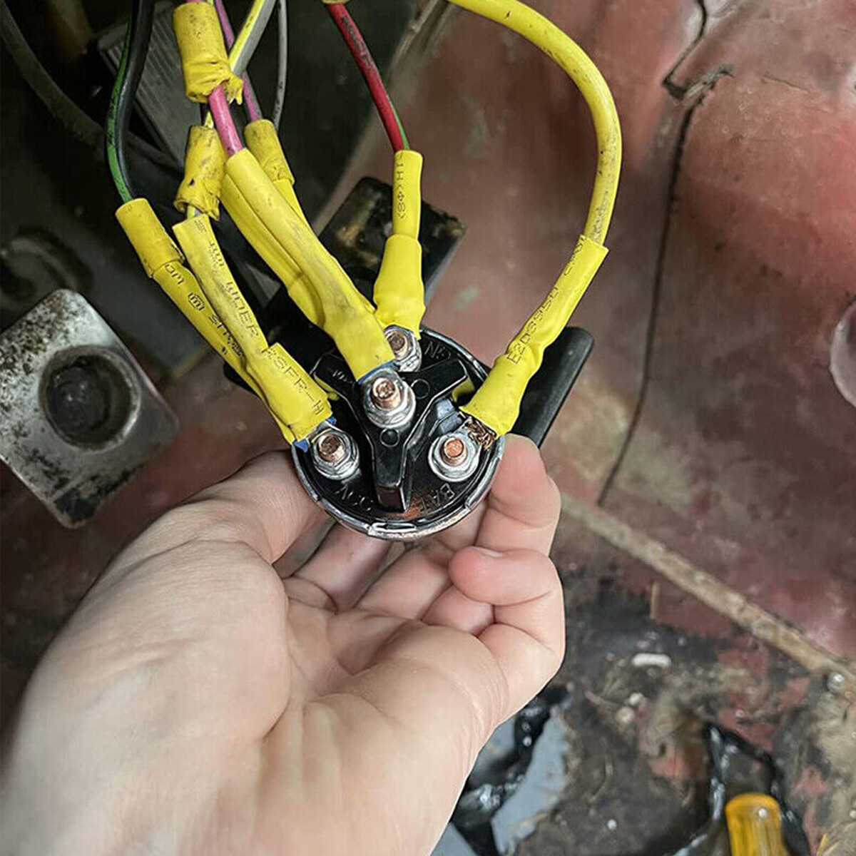 2 PACK Ignition Switch with Key, 4 Position Universal Key Ignition Switch 12v