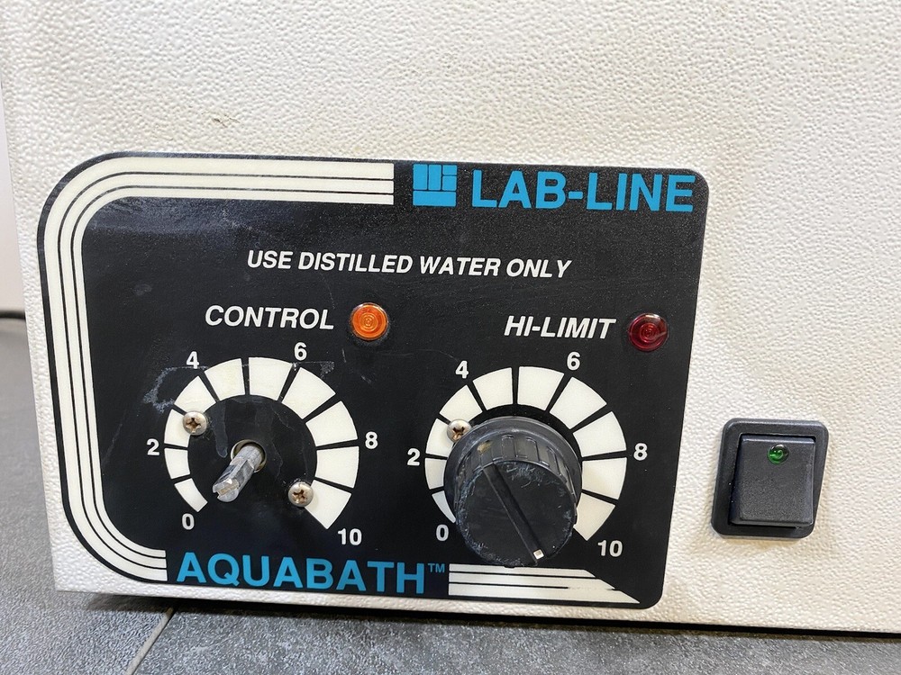 Lab-Line - Aquabath Laboratory Waterbath Model 18005 / Powers up