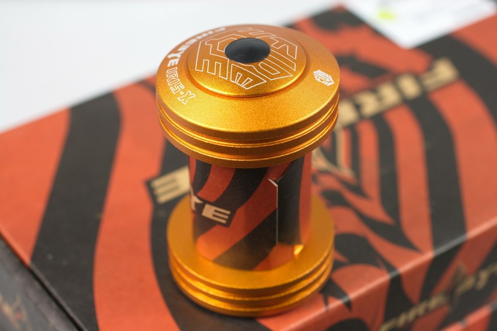 FireEye IRIS-X 1-1/8" Threadless Headset Heavy Duty Orange