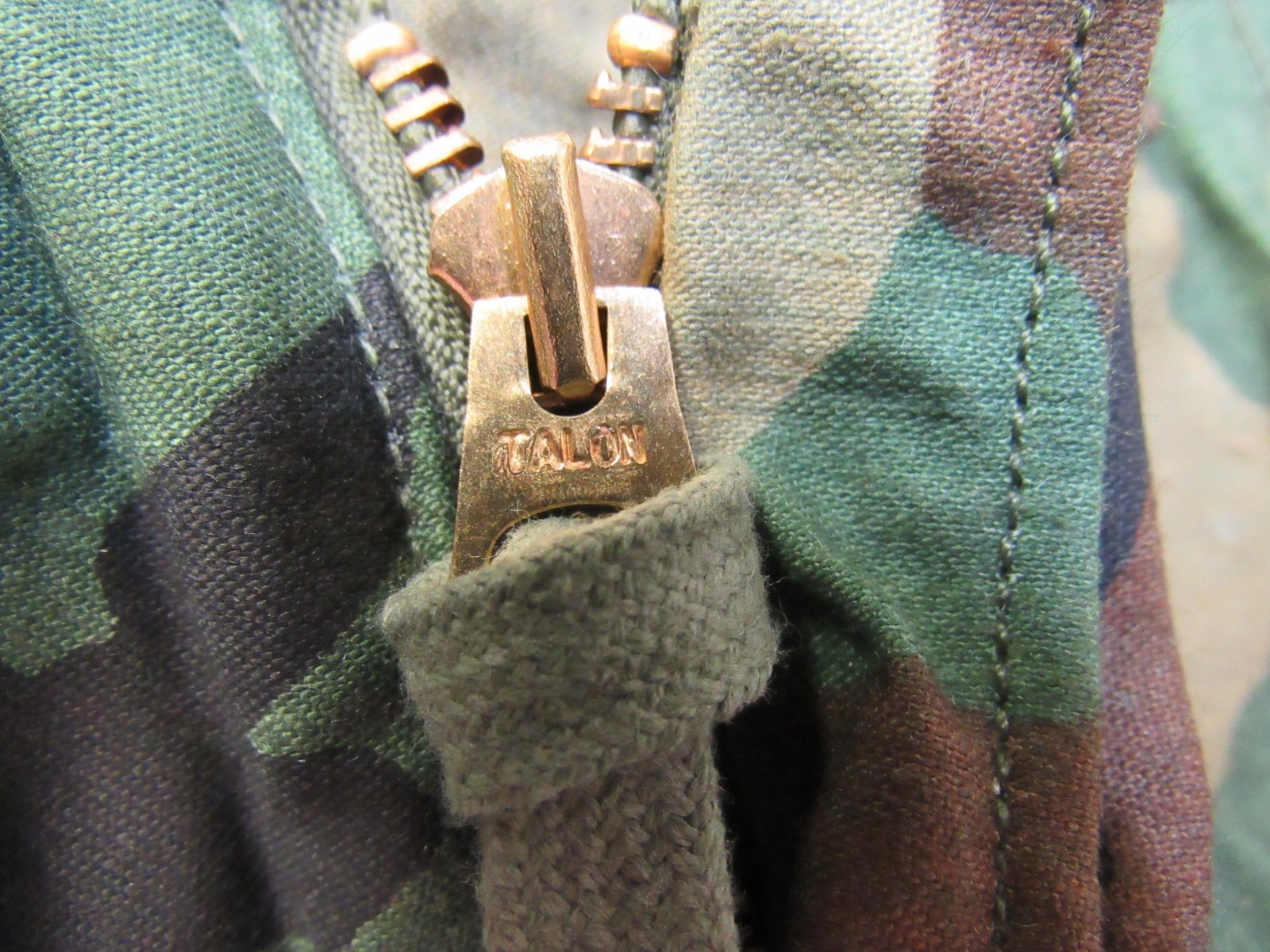 US GI M65 Woodland Camo Field Pants Trousers Medium Regular 1985 NOS