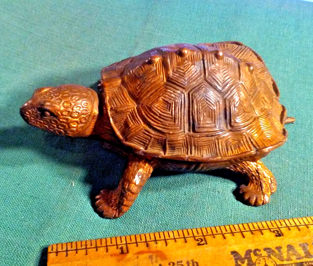 Realistic Retro Solid Metal TURTLE Figure Hinged Lid 2 Compartments Trinket Box