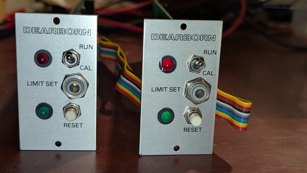 (1) Dearborn DEC-2450 HDF/STP Switch Plug-In Module NOS