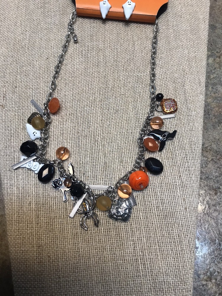 halloween necklace with ghost earrings