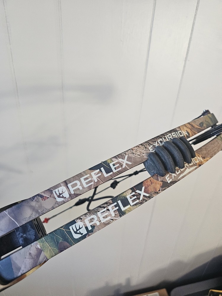 Reflex Excursion Compound Bow