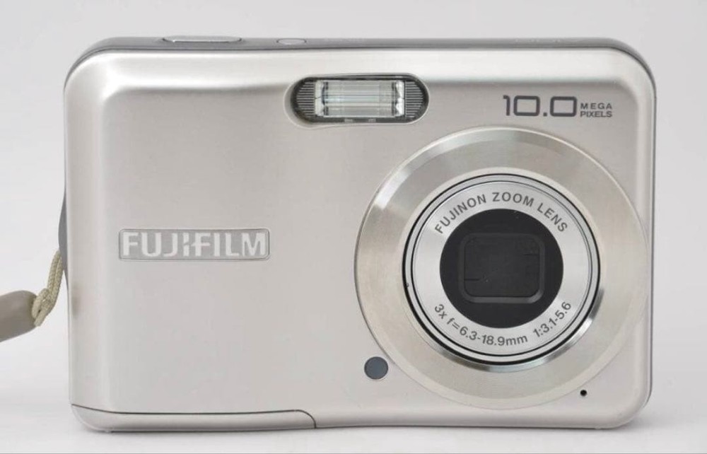 Fujifilm A100 Compact Digital Camera Tested from Japan