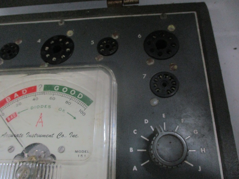 Accurate Instruments Model 151 Tube Tester UNTESTED AS IS