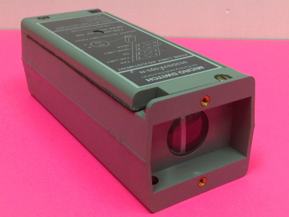 MICRO SWITCH - Catalog #953DS3V-003-N - UNUSED