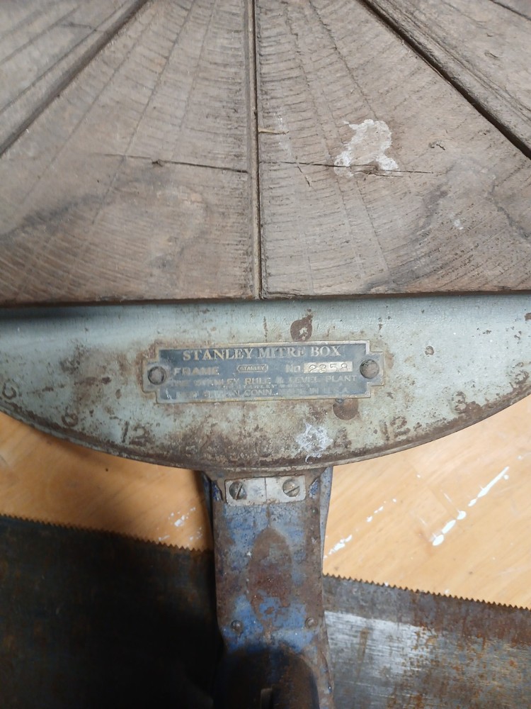 VINTAGE STANLEY 2358 MITRE BOX