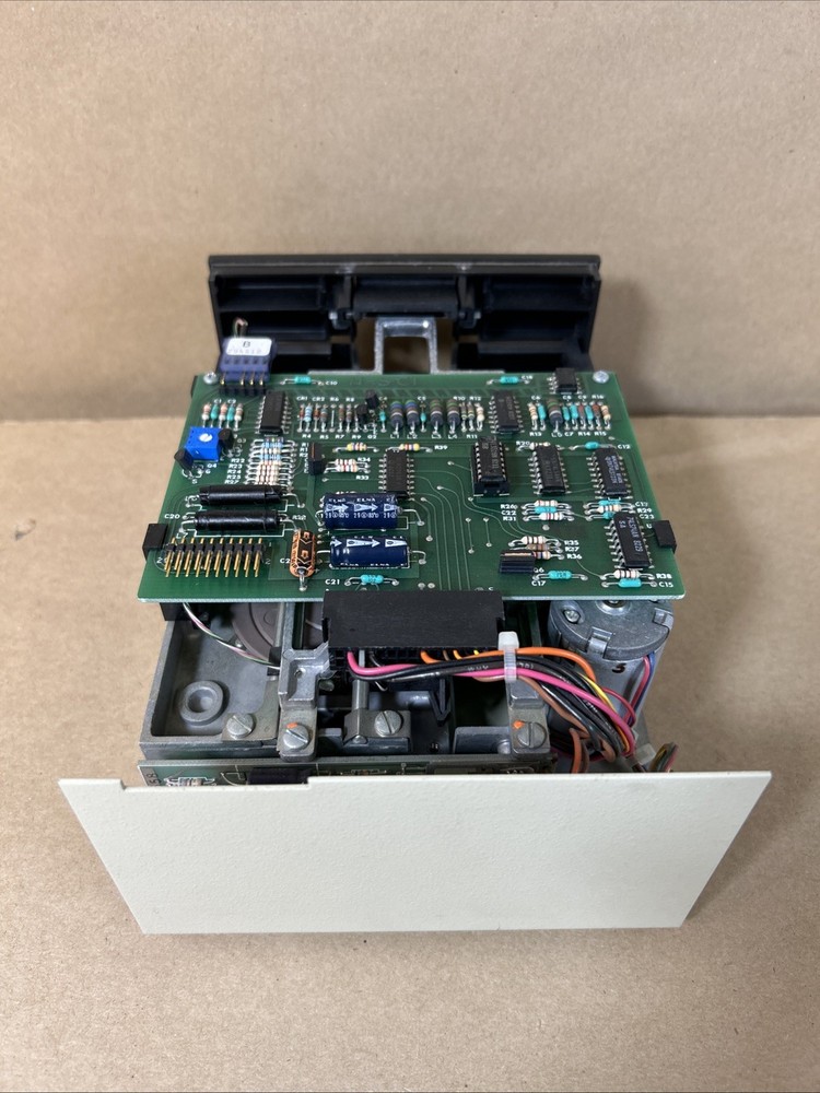 2 Vintage U-SCI MICROSCI 80/64e 5.25 Inch 5¼" Floppy Disk Drives untested