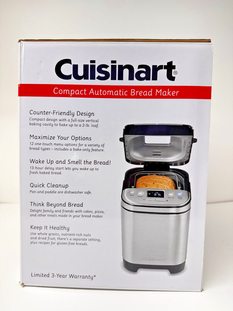 Cuisinart CBK-110P1 Compact Automatic Bread Maker Stainless Looks New Works